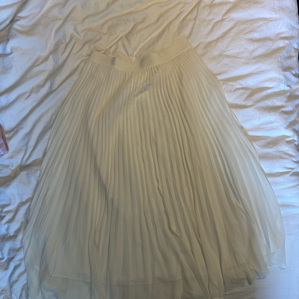 Gentle Fawn White Pleated A-Line Midi Skirt
